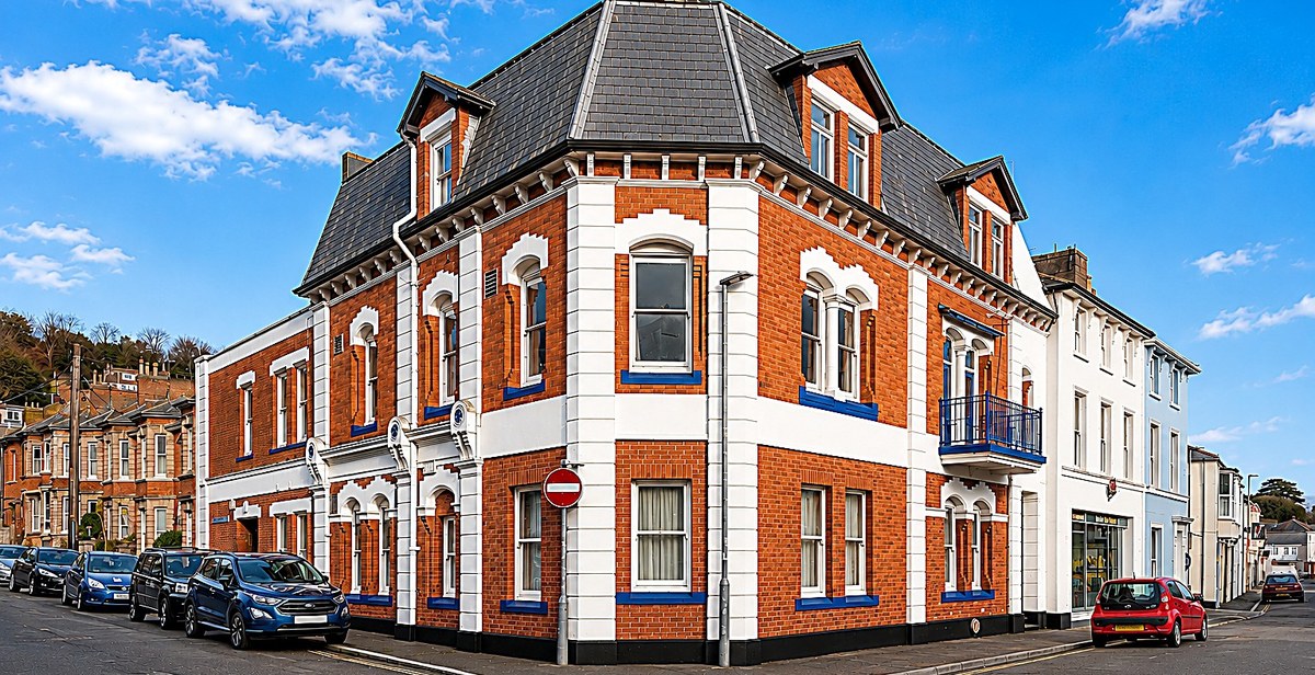 Seaside Conversion - Dawlish, Devon
